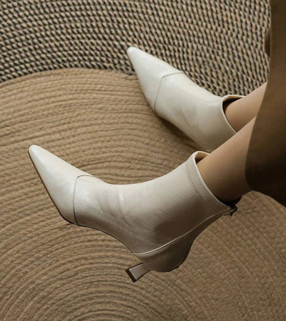 Fulvia | Botines minimalistas de piel con tacón medio