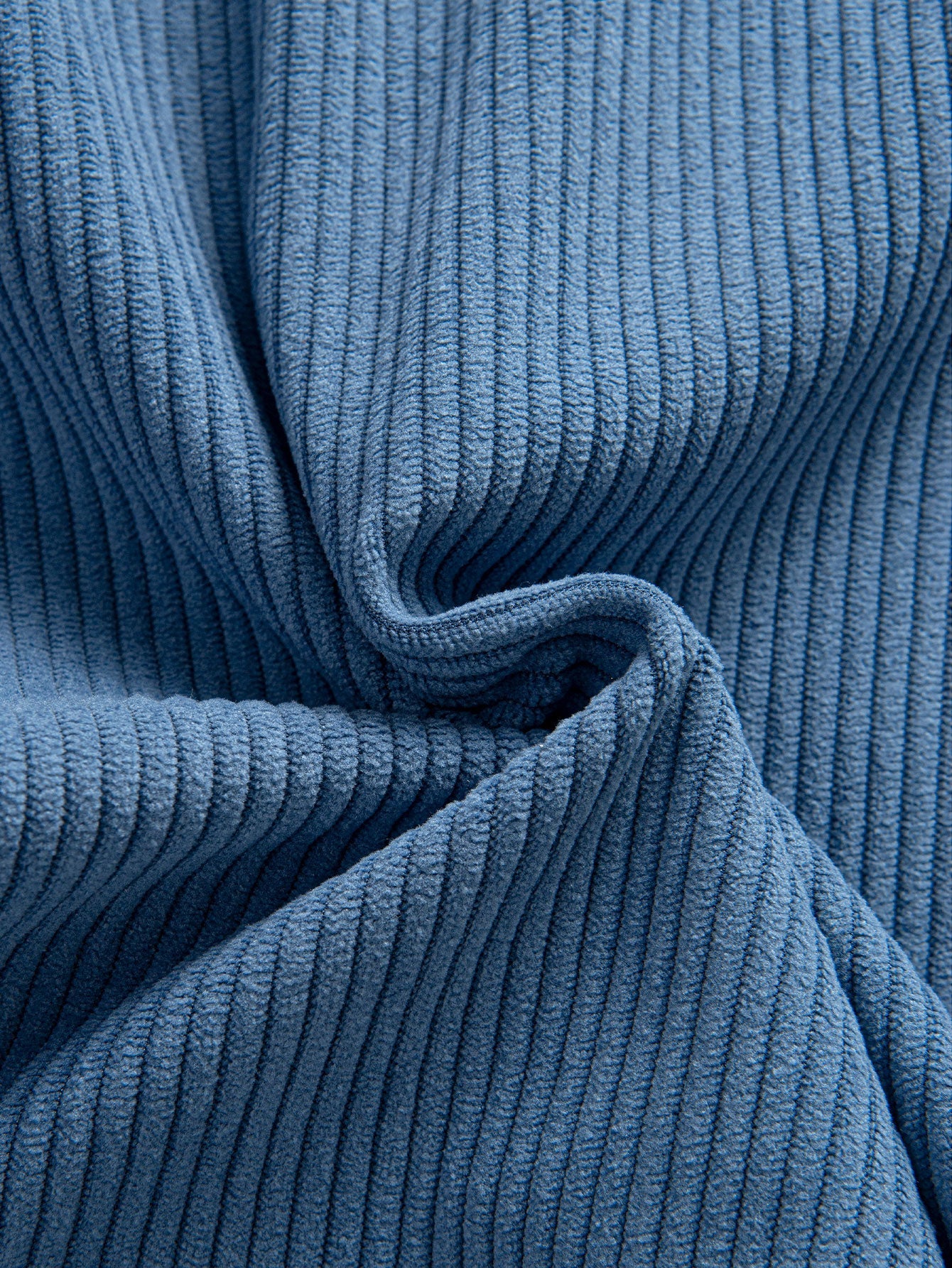 Camisa con capucha de pana de contraste de manga larga