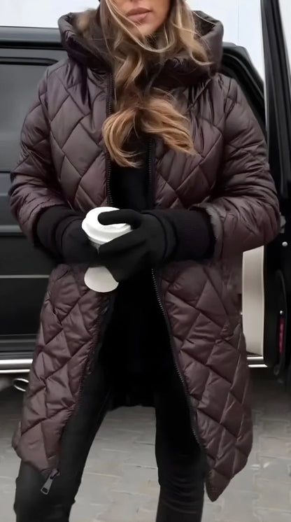 Vera – Abrigo acolchado con capucha para un calor y una elegancia perfectos en invierno