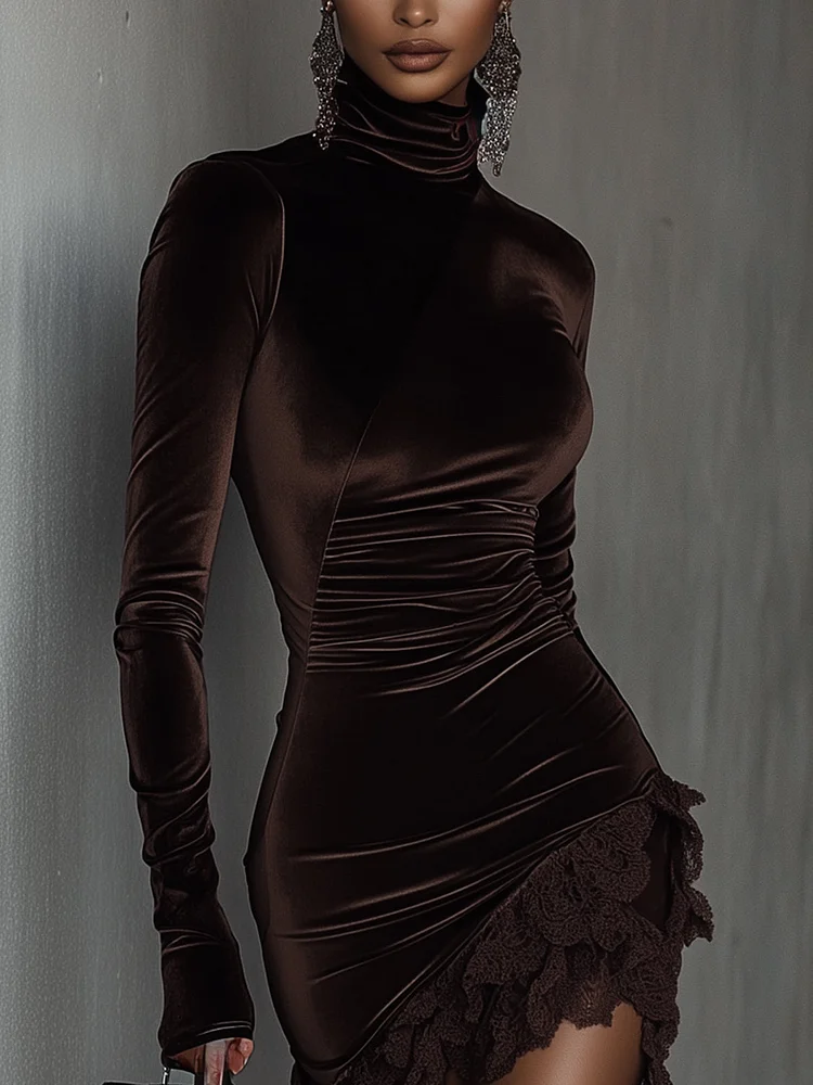 Gala™ - Vestido mini ajustado de terciopelo chocolate con cuello alto y dobladillo de encaje